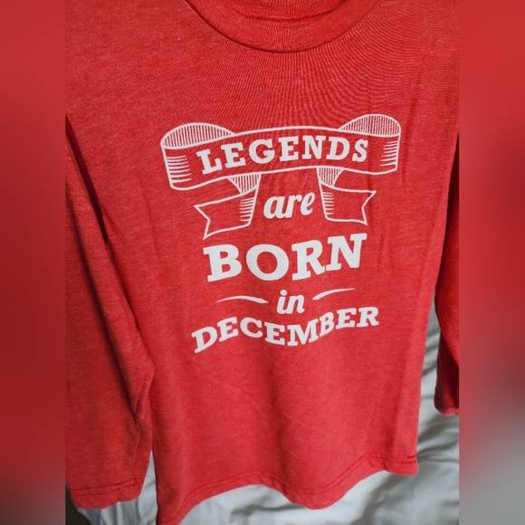 4t Urban Smalls long sleeved December t-shirt Valentine's Day - Picture 2 of 8